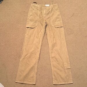 NWT Zara women’s Khaki Cargo mid rise baggy Pants size 0